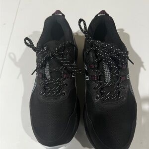 Asics Women's Black Sneakers with Purple Highlights